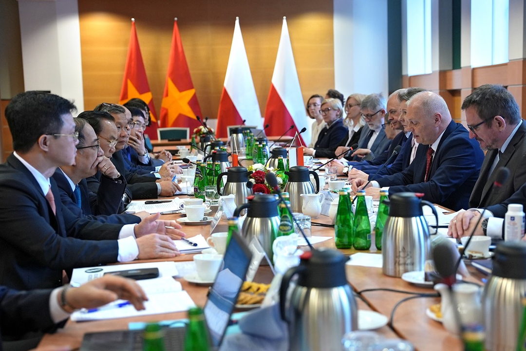 z4364311693271_0b47437de6c0f110efe3e54dfc669ad9-195055_46.jpg Ngày 19/5, Thứ trưởng Phùng Đức Tiến và Thứ trưởng NN-PTNT Ba Lan Lech Kolakowski chủ trì Phiên họp lần thứ 2 Nhóm Công tác về Nông nghiệp giữa Việt Nam.